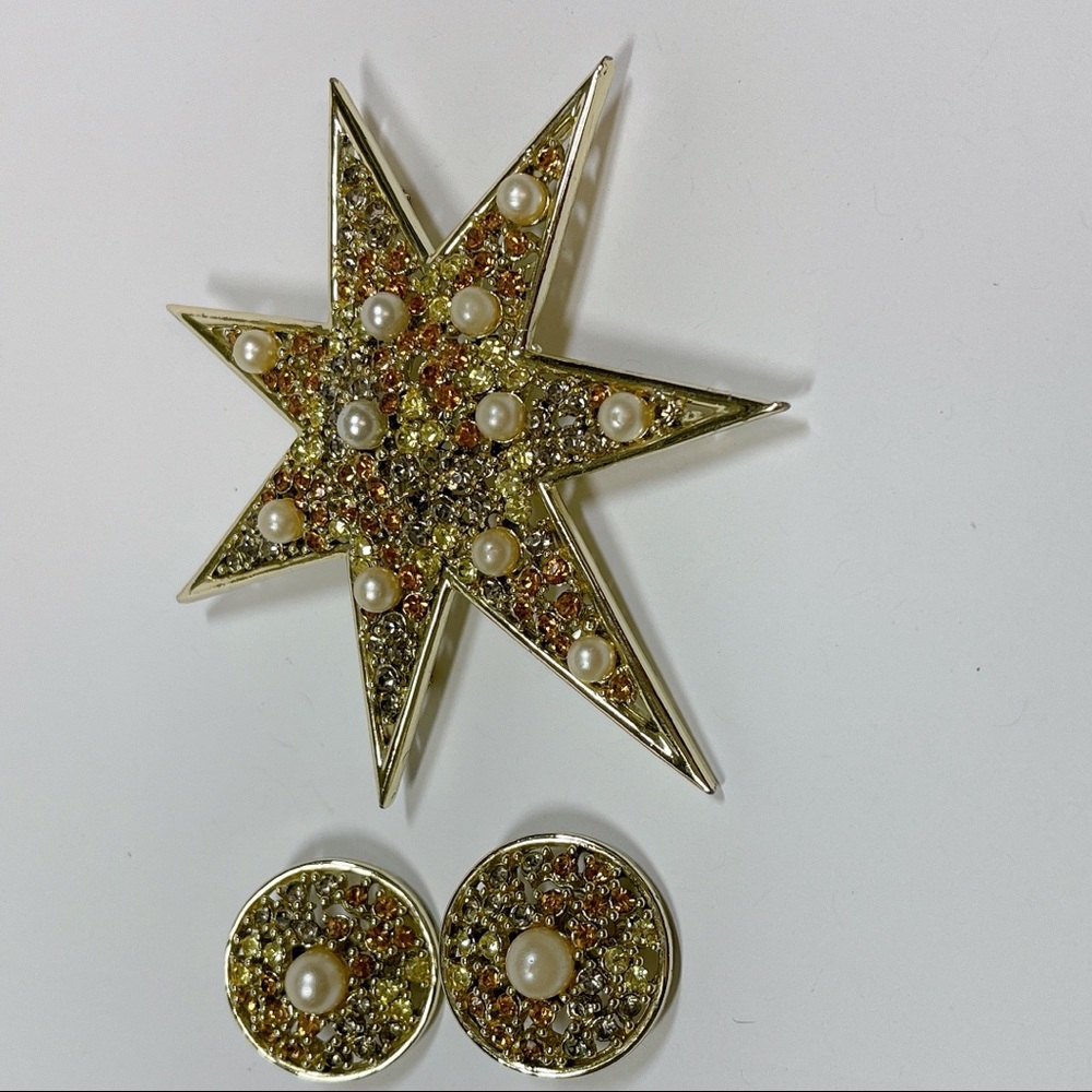 Vintage Capri Star Brooch & Earrings Set